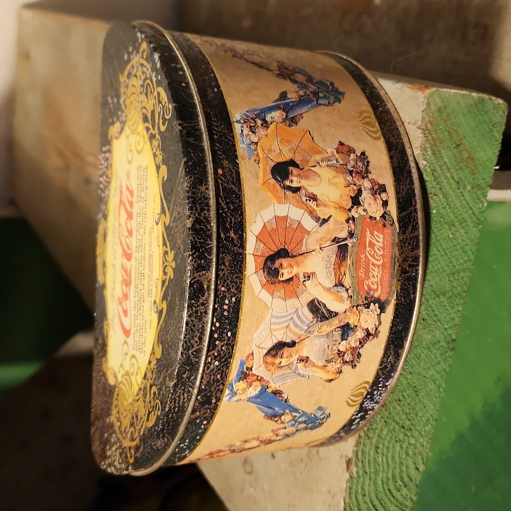 Coke Cola Tin